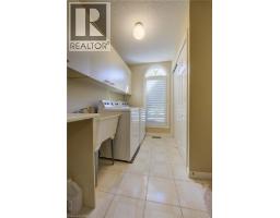 592 MANORWOOD Court - 17