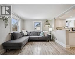 7 RIVERSIDE Drive W - 11