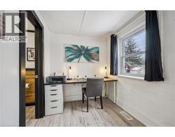 7 RIVERSIDE Drive W - 13