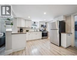 7 RIVERSIDE Drive W - 18