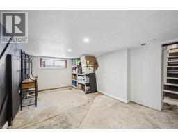 7 RIVERSIDE Drive W - 34