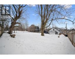 7 RIVERSIDE Drive W - 42