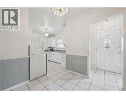 532 VICTORIA Street S - 11