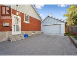 532 VICTORIA Street S - 28