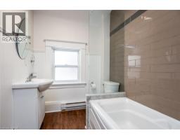 94 SCOTT Street - 37