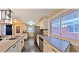 61 BOSWORTH Crescent - 10