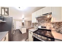 61 BOSWORTH Crescent - 13