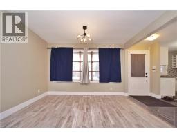 61 BOSWORTH Crescent - 22