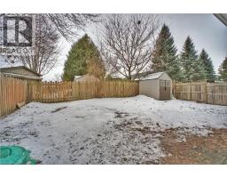 61 BOSWORTH Crescent - 35