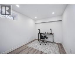 21 FOREST GLEN Court - 30