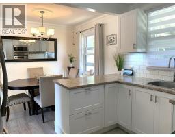 48 ALMA Street S - 11