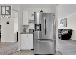 48 ALMA Street S - 15