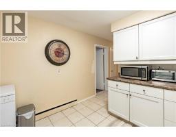 62 MOORE Avenue - 12