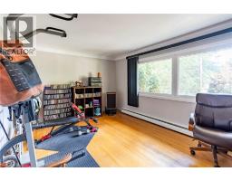 62 MOORE Avenue - 22