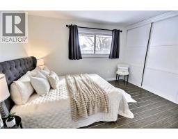 68 LAURIS Avenue - 13