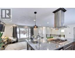 68 LAURIS Avenue - 9