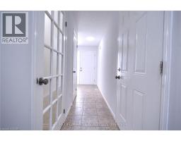 919 ZELLER Crescent - 2