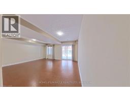 919 ZELLER Crescent - 39