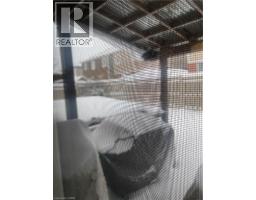 229 PINE GLEN Crescent - 2