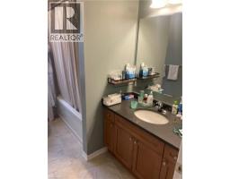 229 PINE GLEN Crescent - 9