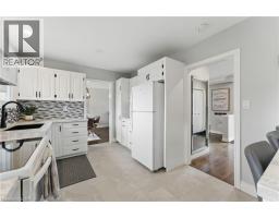 160 COUNCIL Crescent - 12