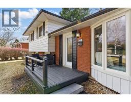 160 COUNCIL Crescent - 3