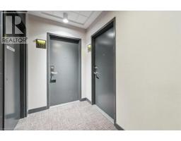 85 DUKE Street W UnitNo. 1702 - 4