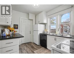 116 WATERLOO Street - 14