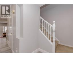 128 KARALEE Crescent - 22