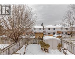 128 KARALEE Crescent - 49