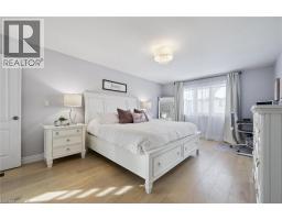 447 MOORLANDS Crescent - 27