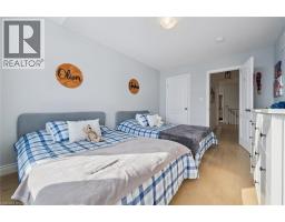 447 MOORLANDS Crescent - 34