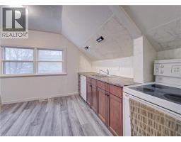 186 WELLINGTON Street - 16