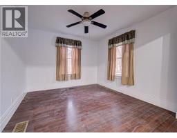 186 WELLINGTON Street - 38