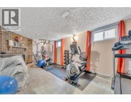 15 ANDERSON Drive - 32