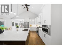 75 ROBINSON Road - 12