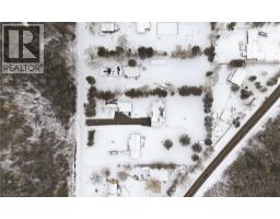 75 ROBINSON Road - 40