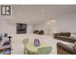 102 CUMMING Court - 40