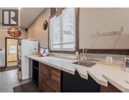 556 COCKSHUTT Road - 39