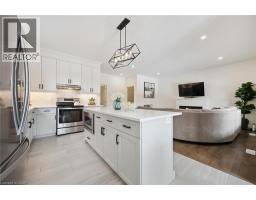 138 WOODBERRY Crescent - 16