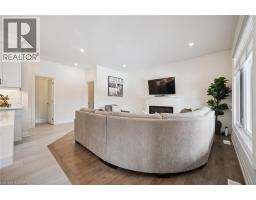 138 WOODBERRY Crescent - 17