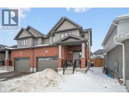 138 WOODBERRY Crescent - 2