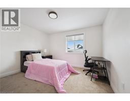 138 WOODBERRY Crescent - 26