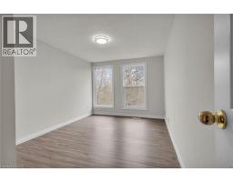 22 BLACKHORNE Crescent - 21