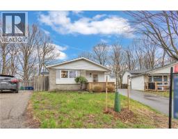 22 BLACKHORNE Crescent - 3