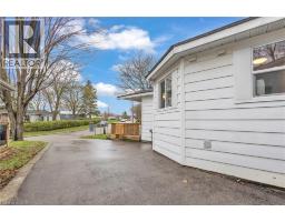 22 BLACKHORNE Crescent - 39