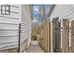 22 BLACKHORNE Crescent - 40