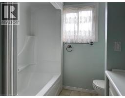 220 REGENT Avenue - 22