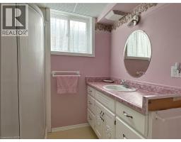 220 REGENT Avenue - 33