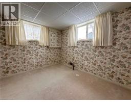 220 REGENT Avenue - 34